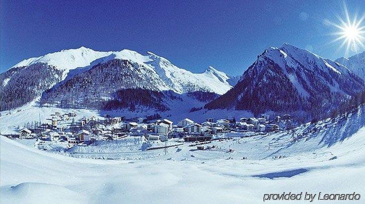 Hotel Des Alpes Samnaun Bagian luar foto